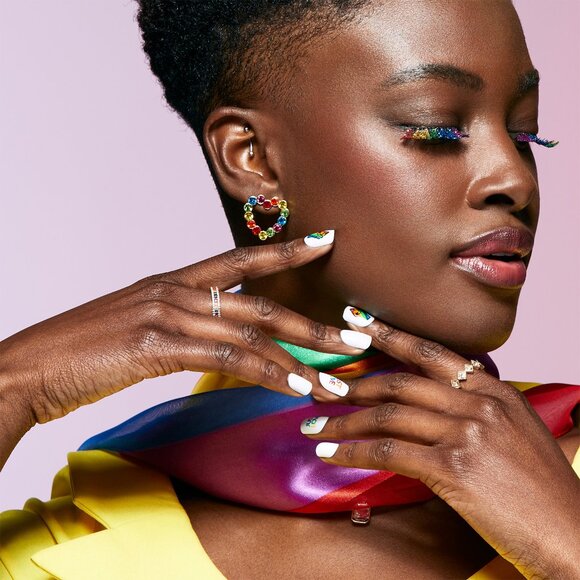 4/$20 KISS Love is Love Pride Eyelashes 14mm / Rainbow - Picture 2 of 10